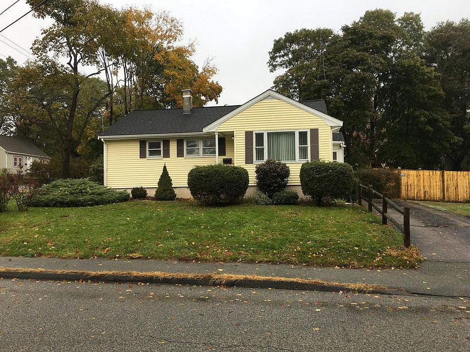 1st image of 1 Charlotte Ln