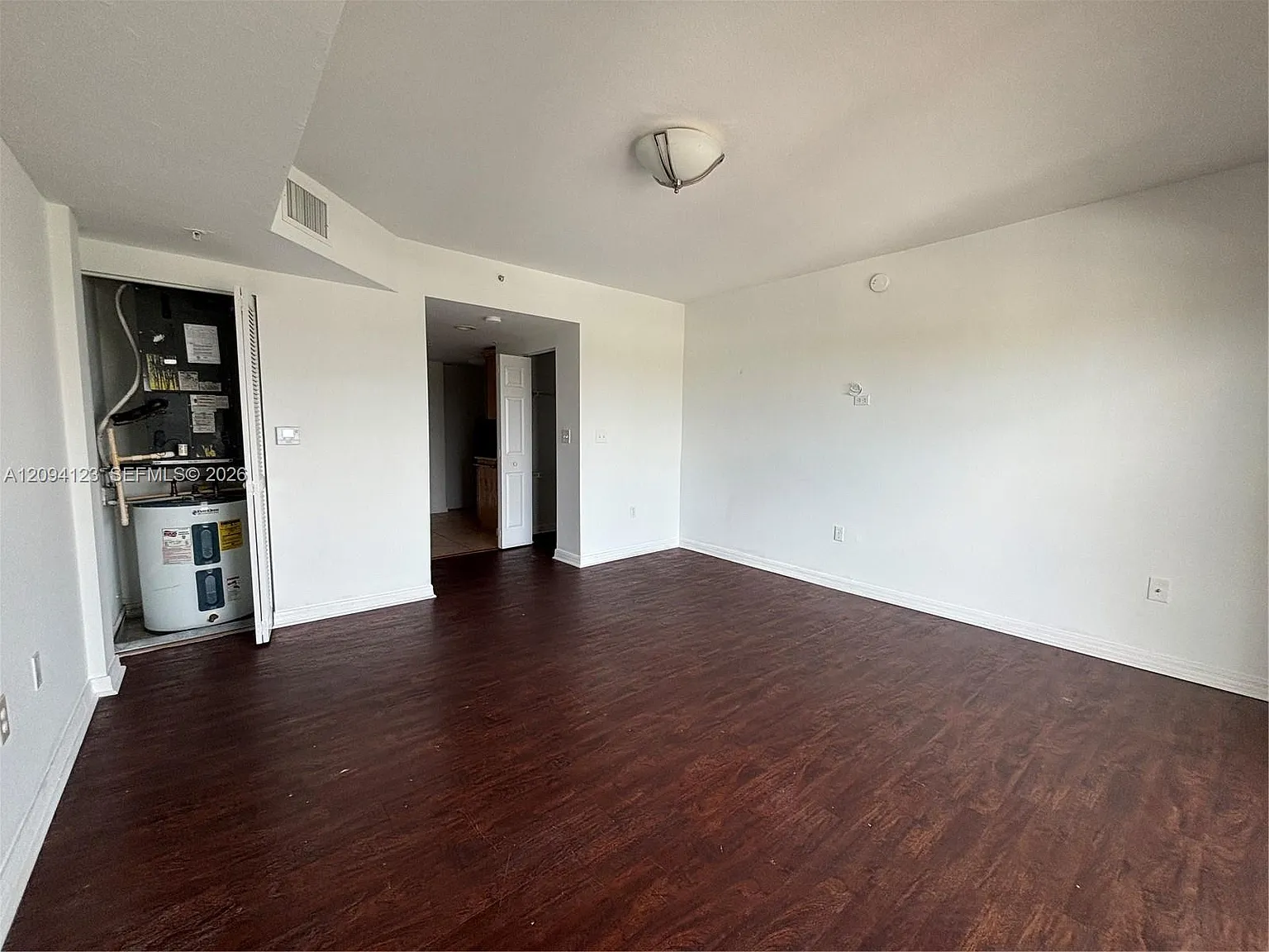 Keystone Park Condo — Photo 3