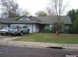 4 Suburban Ct, Sacramento, CA 95820