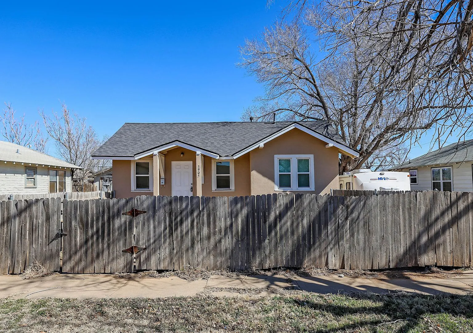 Great 3/2 in Southlawn — Photo 2