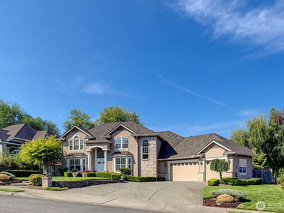 2nd image of 21610 32nd Avenue W