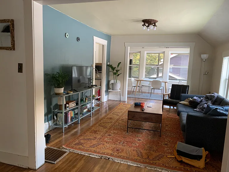 5657 Brooklyn Ave NE — Photo 2