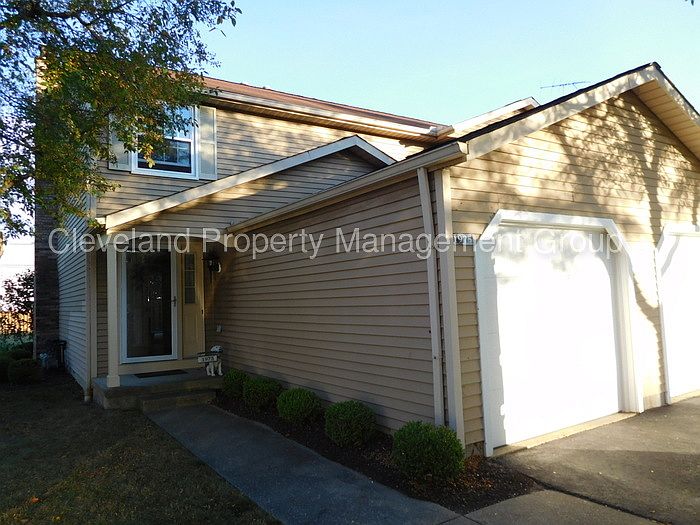 1st image of 1975 Ridge Meadow Ct