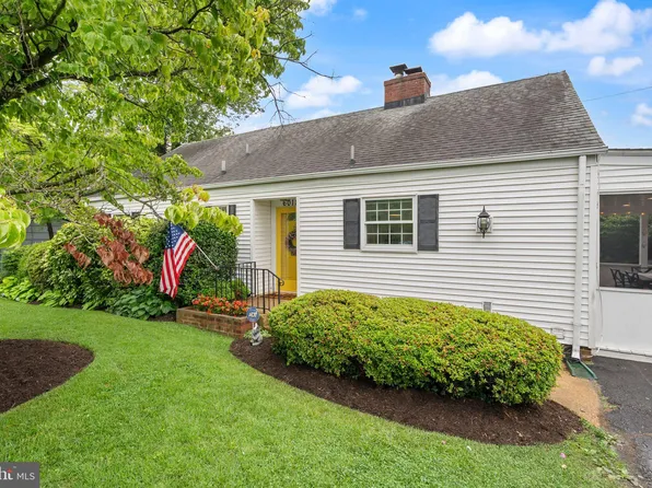 6018 25th Rd N, Arlington, VA 22207