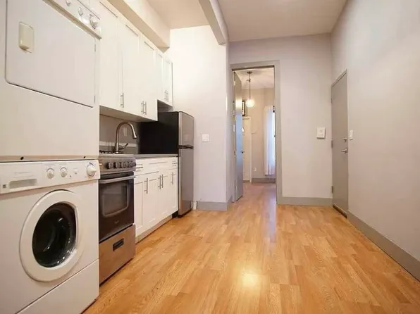 67 Cedar Street image 1 of 10