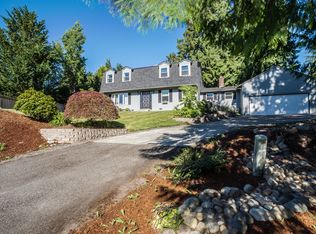 21518 SE 255th Ct, Maple Valley, WA 98038