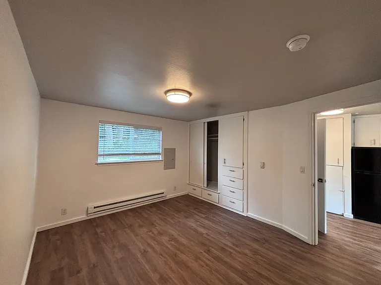 102 Summit Ave N #1 — Photo 16