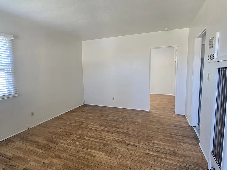 3714 Ingraham St #3714 — Photo 2