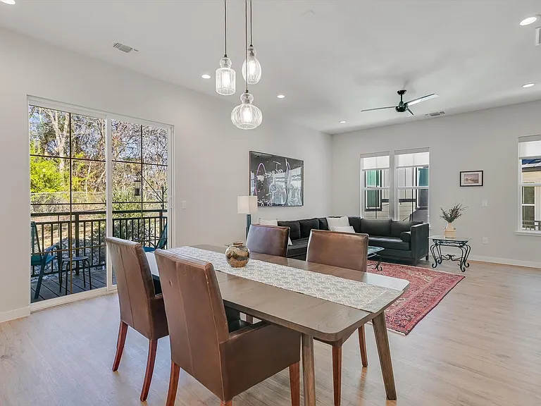 3809 Valley View Rd #7 — Photo 7