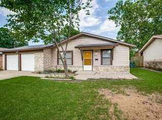 2608 Scotswood Dr, Garland, TX 75041