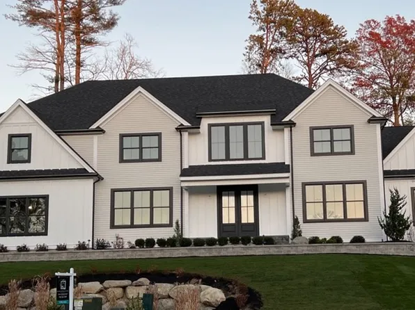 6 Clinch Cir, Middleton, MA 01949