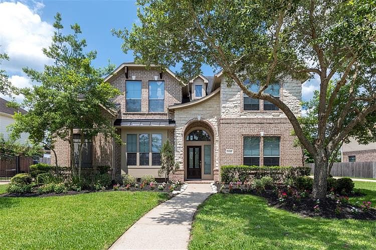 1st image of 2735 Taylorcrest