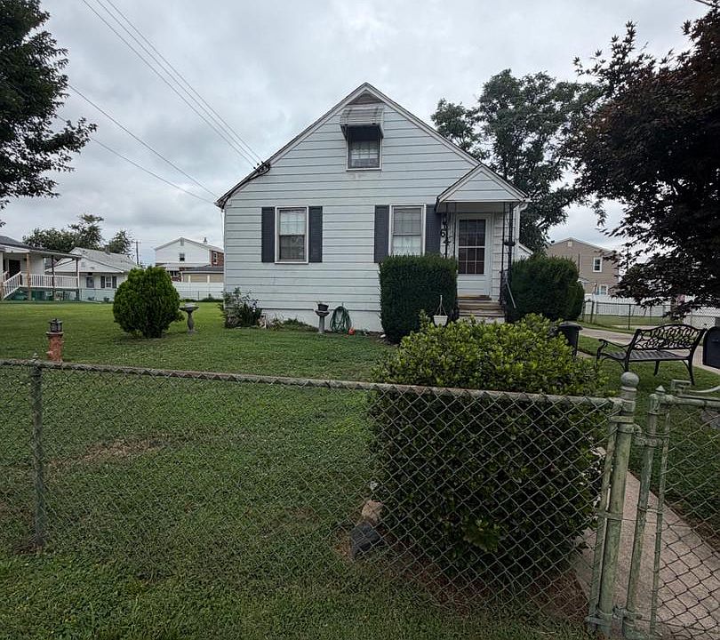 1st image of 64 Avalon Ave