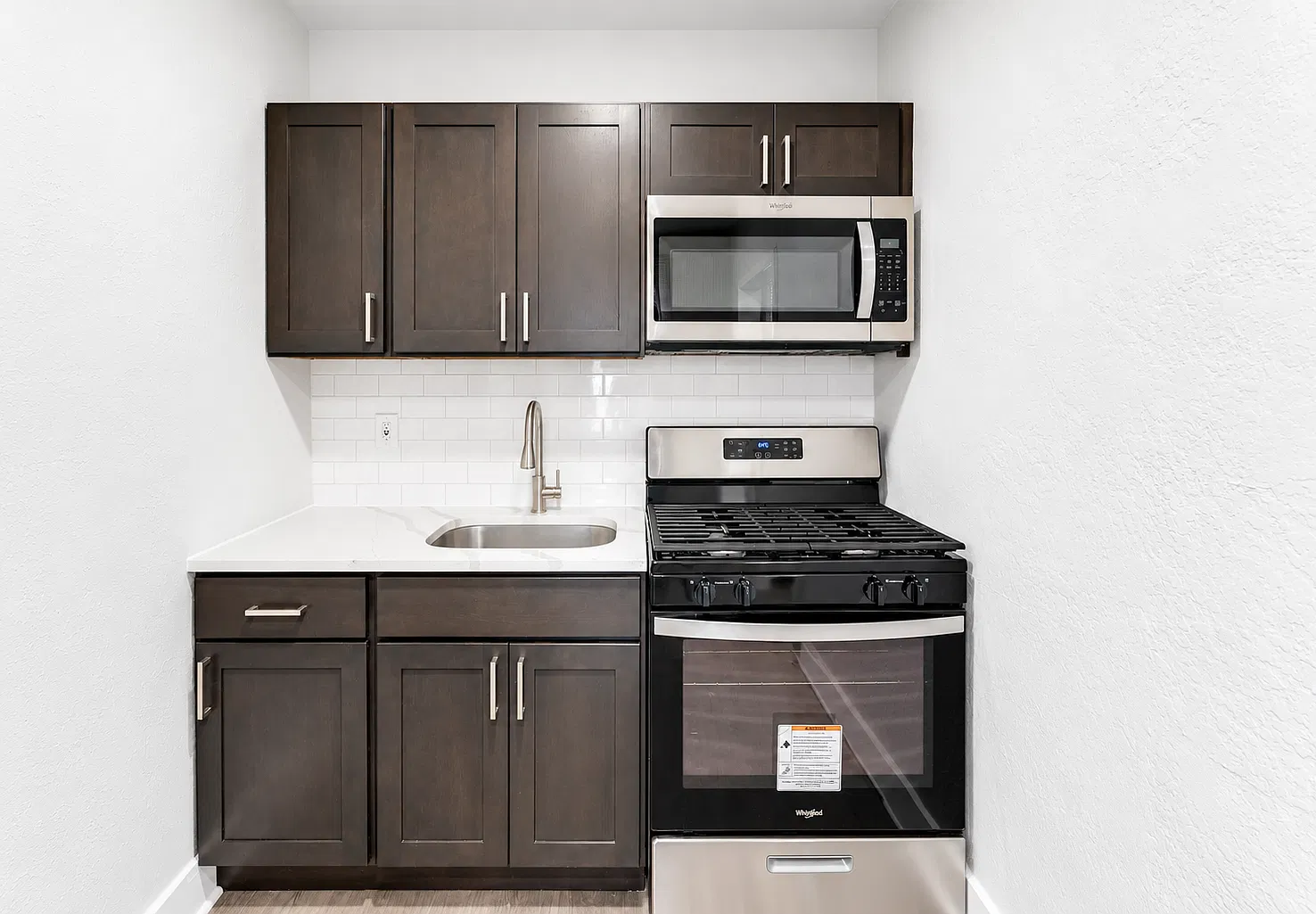 1 bed, 800 sqft, $1,295 — Photo 4