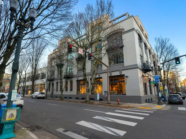 1011 NW Glisan St Unit 303, Portland, OR 97209
