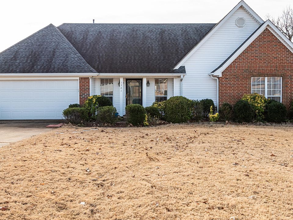 1st image of 1361 Custer Dr E