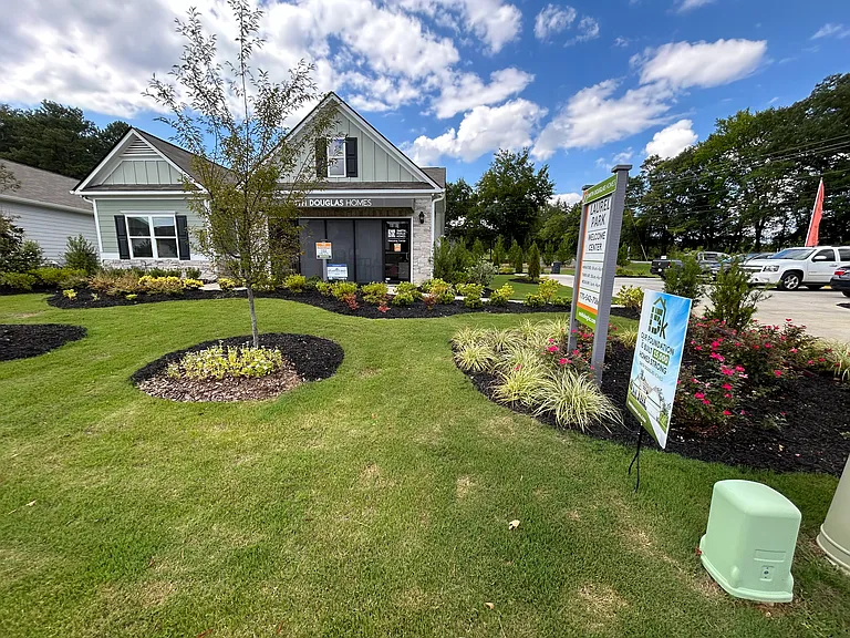 152 Marion Dr — Photo 24