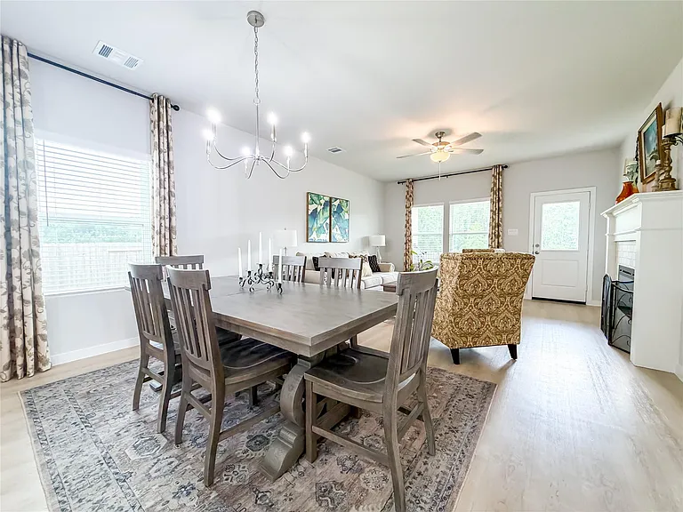 130 Alset Dr — Photo 5
