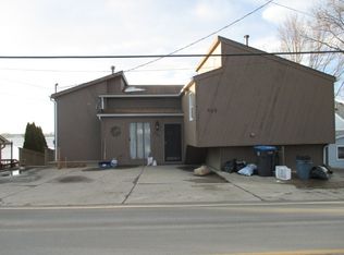 425 E Shore Dr, Whitmore Lake, MI
