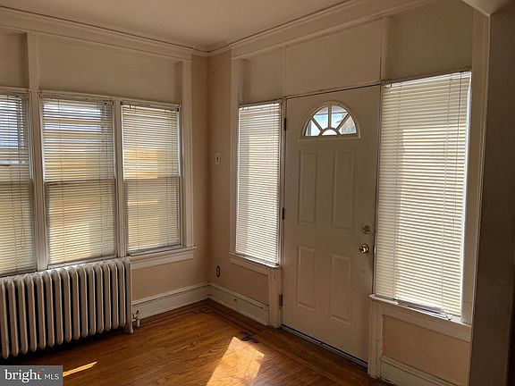 5th image of 5455 W Montgomery Ave