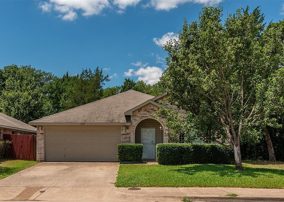 1st image of 13907 Creek Crossing Dr
