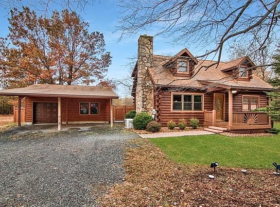 2nd image of 81 Brittany Dr