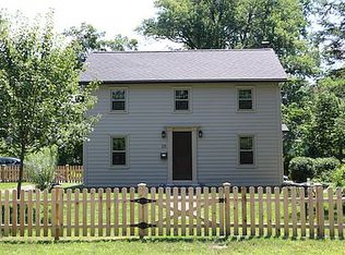 25 Church St, Red Hook, NY 12571