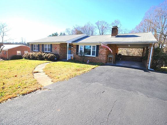 4th image of 201 Mayfield Dr