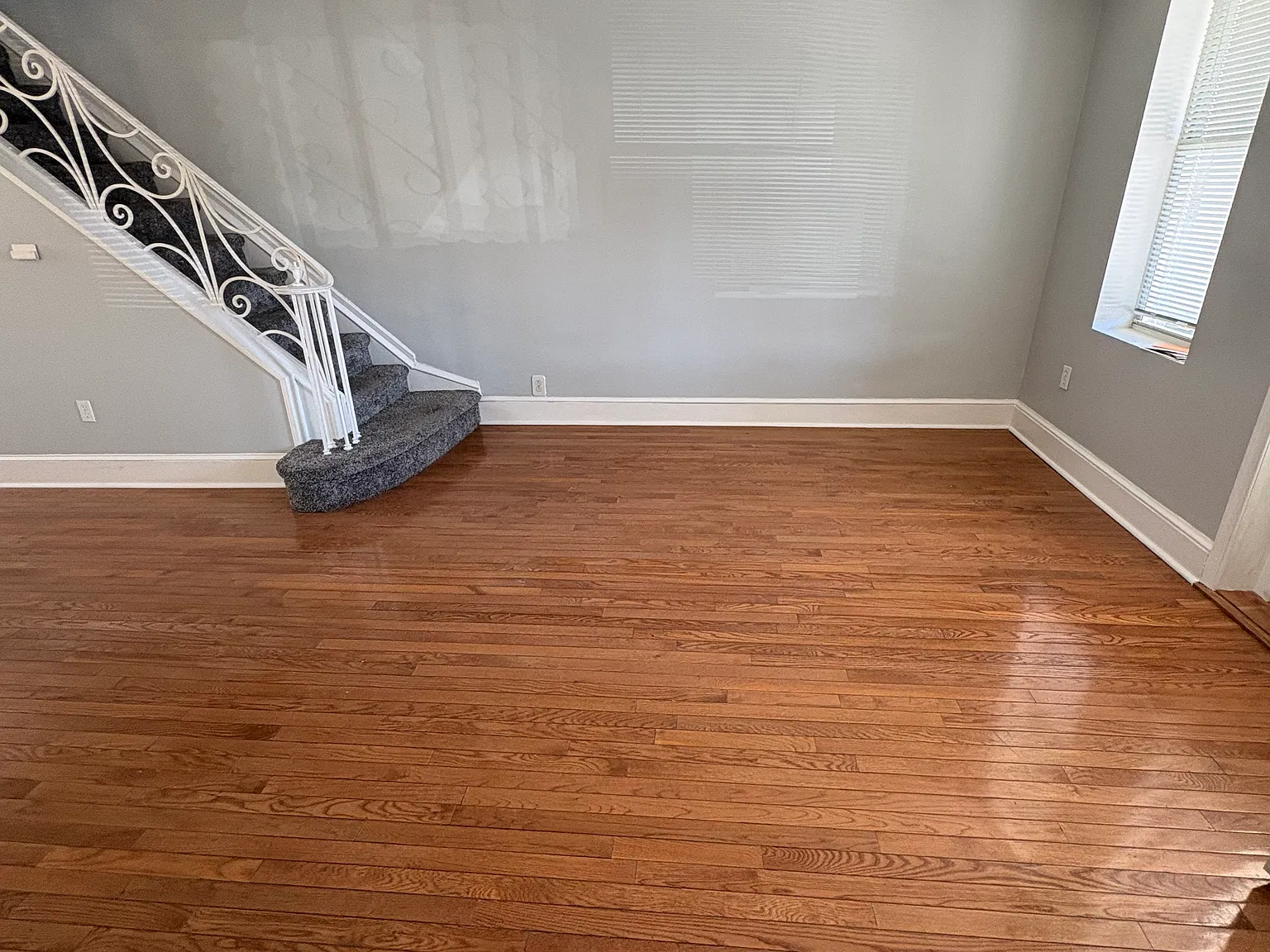 2 bed, 900 sqft, $1,850 — Photo 1