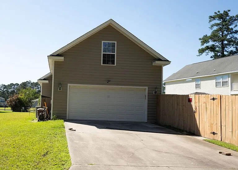 10 Arbors Cir — Photo 55