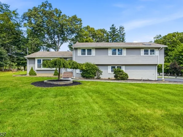 12 Medford Rd, Parsippany-Troy Hills Twp., NJ 07950