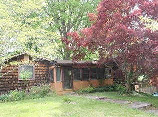 2026 S Stoney View Ct, Hendersonville, NC 28792