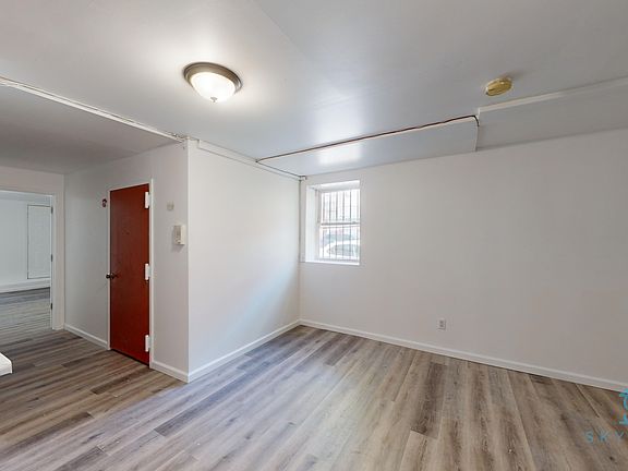 3rd image of 373 Kosciuszko St #1B
