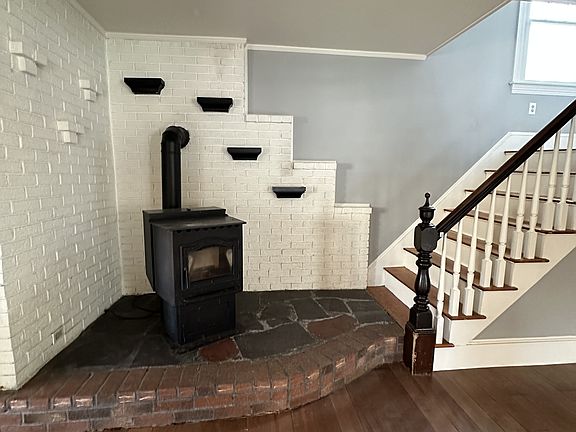 4th image of 18 Moreland St Unit 1
