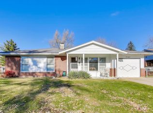 218 Greenbriar St, Elk Grove Village, IL 60007