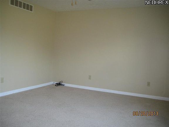 5th image of 9898 Sunny Ln