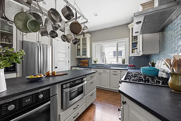 Sold by Compass | media 11