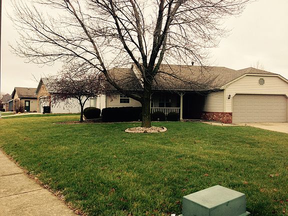 2nd image of 112 Winfield Park Ct