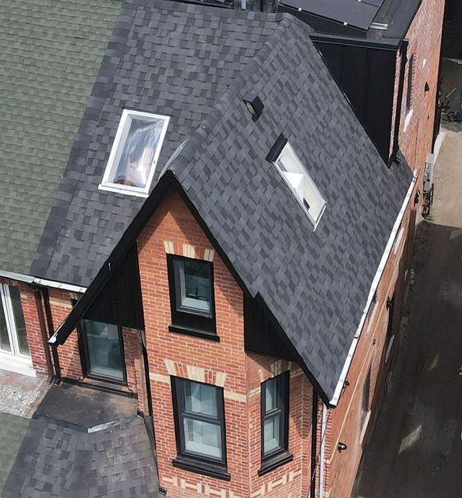1st image of 23 Ross St #2