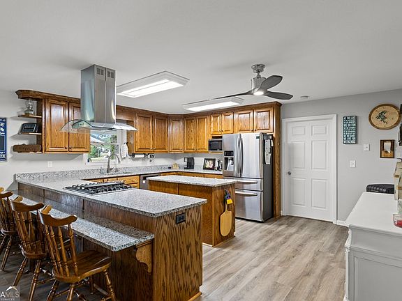 4th image of 2378 Bellview Ln