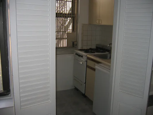 Rented by Eric Goodman Realty Corp | media 18