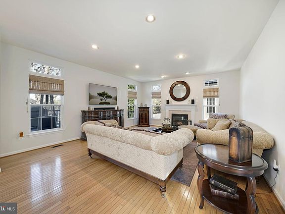 3rd image of 13607 Parreco Farm Ct