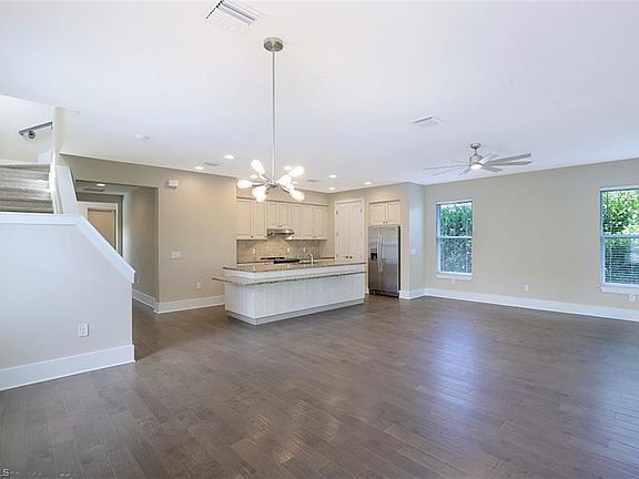4th image of 14087 Nautica Ct