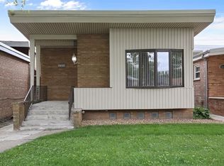 9029 S Oglesby Ave, Chicago, IL