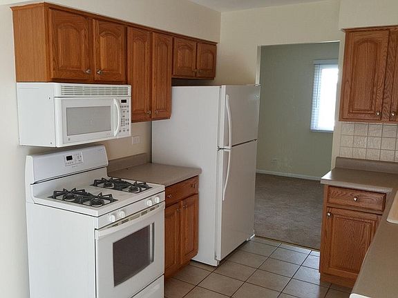 3rd image of 1574 Brittany Ct
