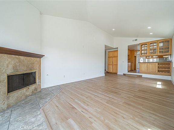 5th image of 3521 Travis Ave