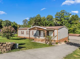 2651 W Simpson Rd, Burlington, NC 27217