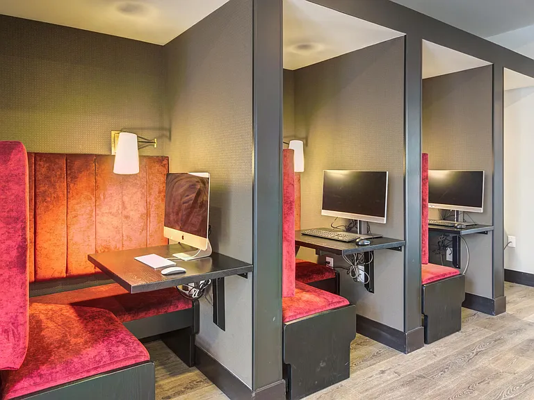 Gateway Lofts — Photo 18