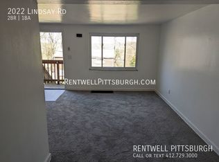 2022 Lindsay Rd, Pittsburgh, PA 15221