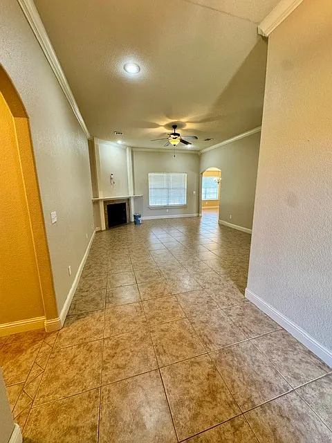 4 bed, 1769 sqft, $1,795 — Photo 3